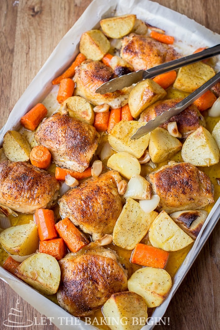 One Pot Chicken & Potatoes, simple & delicious dinner idea. Just toss in the baking dish with seasoning & bake.