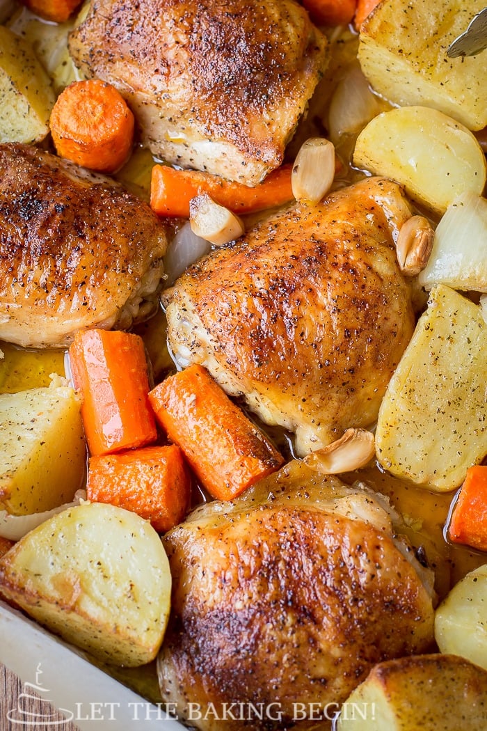 One Pot Chicken & Potatoes, simple & delicious dinner idea. Just toss in the baking dish with seasoning & bake.
