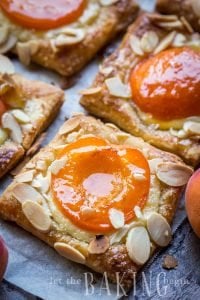 Apricot Almond Pastries - Flaky puff pastry filled with cheesecake, fresh apricot and flaked almonds | Let the Baking Begin!