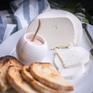 Multi-Cooker Farmer's Cheese - detailed step by step instructions on how to make your own Farmer's Cheese with just 2 Ingredients!